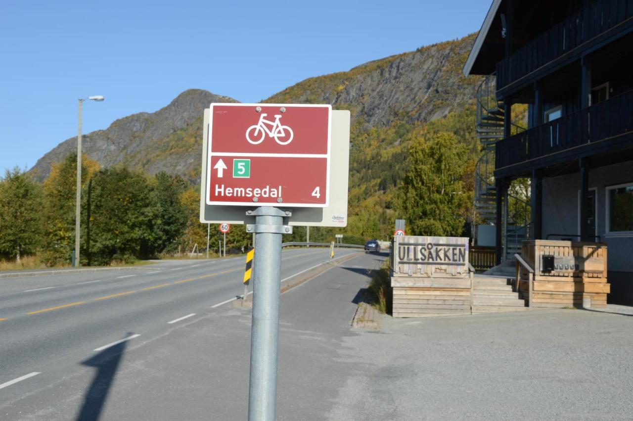 Fossheim Lodge - Arealeffektiv Minileilighet Ulsak Bagian luar foto